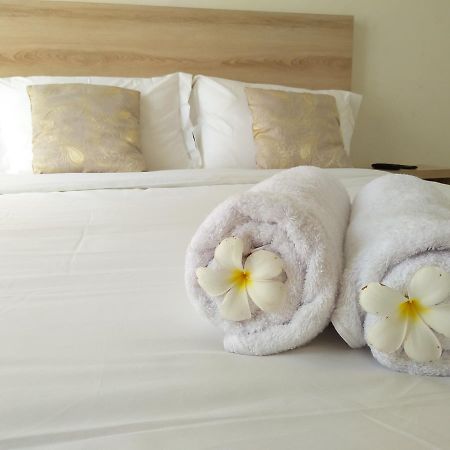 Wika Bali Beach House Jimbaran  Exterior photo