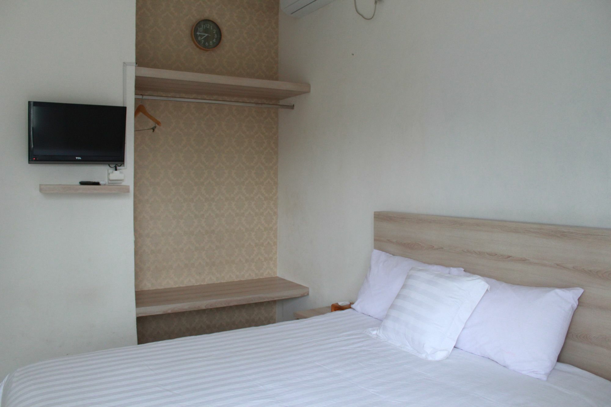 Wika Bali Beach House Jimbaran  Exterior photo